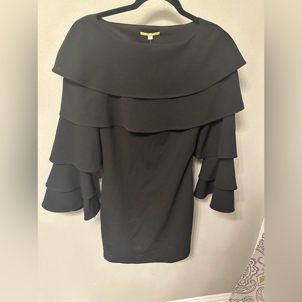 Black Gianni Bini dress never worn